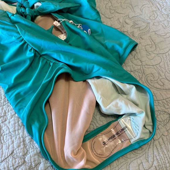 Women’s one-piece bathing suit. Turquoise CUPSHE. NWT 2x. Padded. Tie-back. - Picture 12 of 13